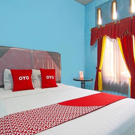Oyo 91476 Srikaya Hotel 3 Pekalongan Exterior photo